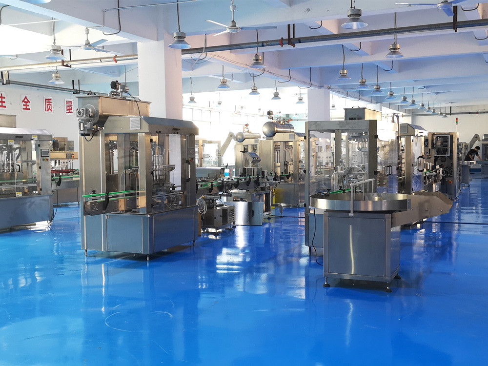 全自動(dòng)液體、膏體灌裝生產(chǎn)線裝配成品展示